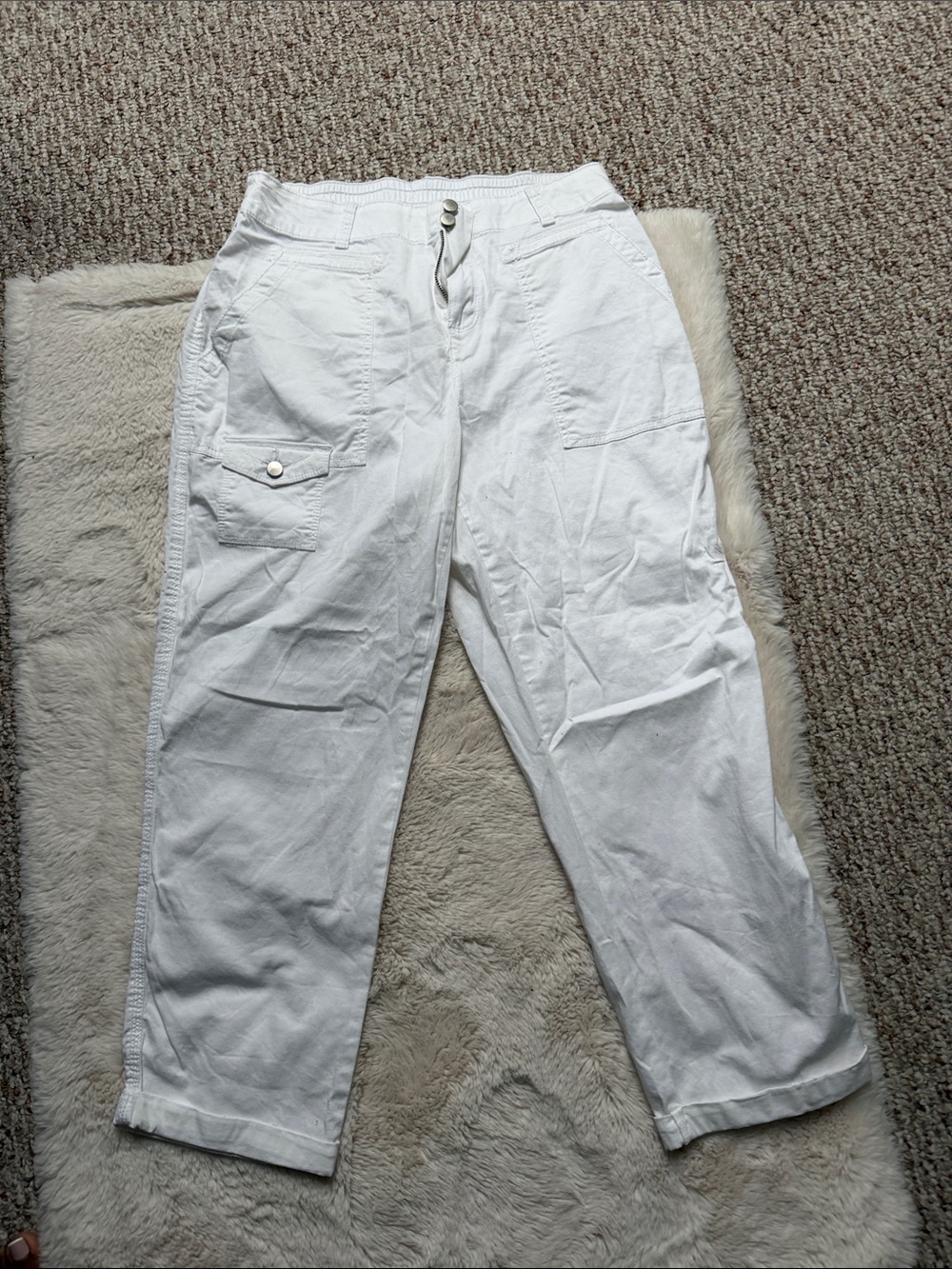 Time and Tru White Men’s Cargo Pants